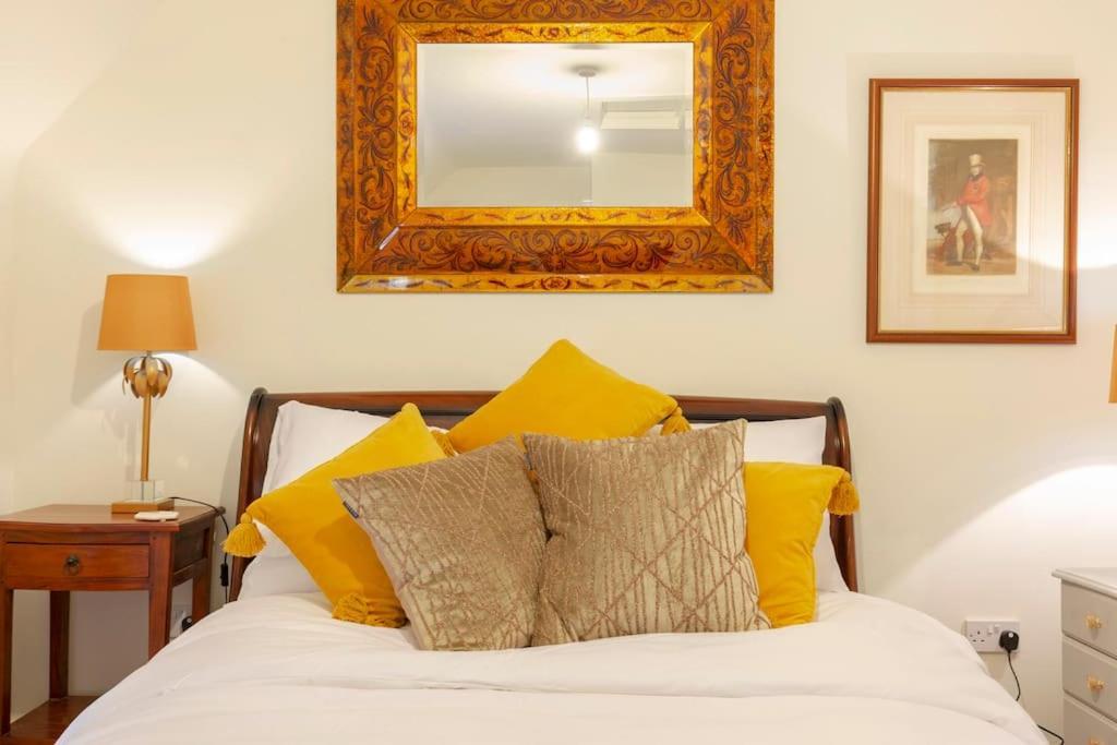 Dorney Windsor Legoland 5 Star Stay For Upto 14 Guests Екстериор снимка
