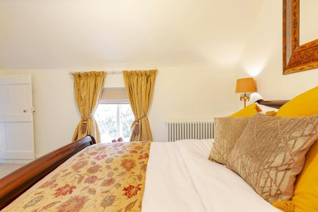 Dorney Windsor Legoland 5 Star Stay For Upto 14 Guests Екстериор снимка
