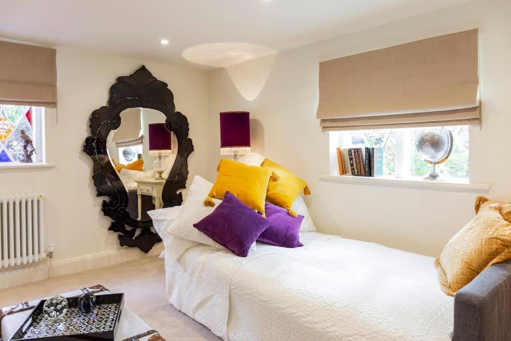 Dorney Windsor Legoland 5 Star Stay For Upto 14 Guests Екстериор снимка